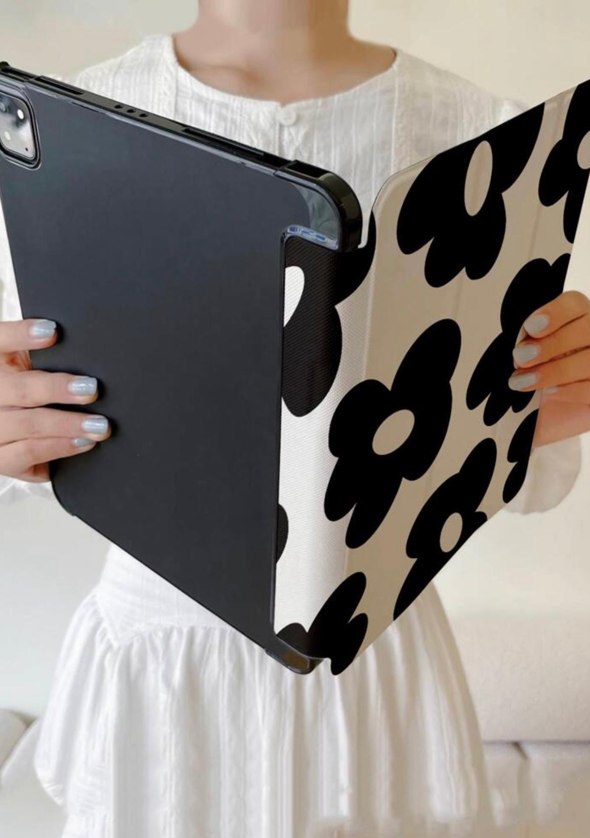 Black Flower Ipad case